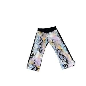 VTG Women’s Nilla Sheilds Y2K Yoga/ Athletic Capri Cotton Pants Colorful Small